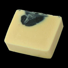 Shampoing solide au tournesol